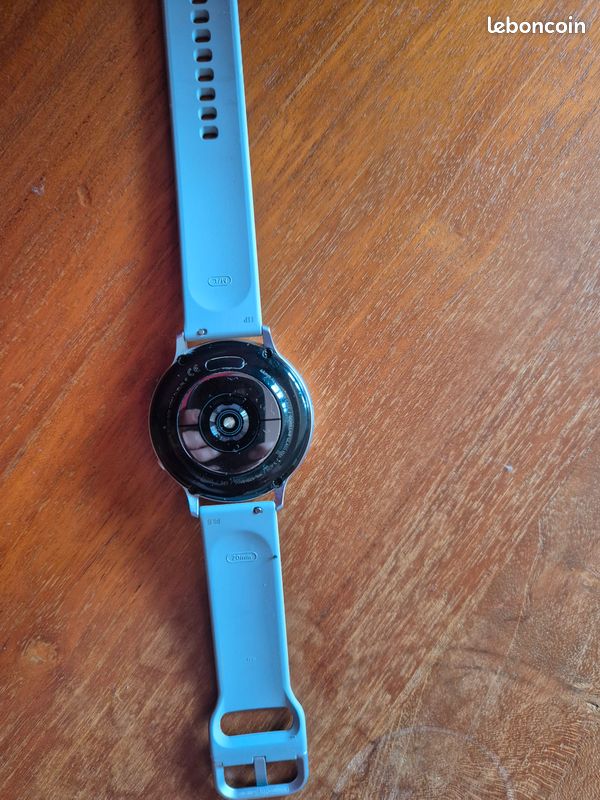 Montre connectée (image 1)