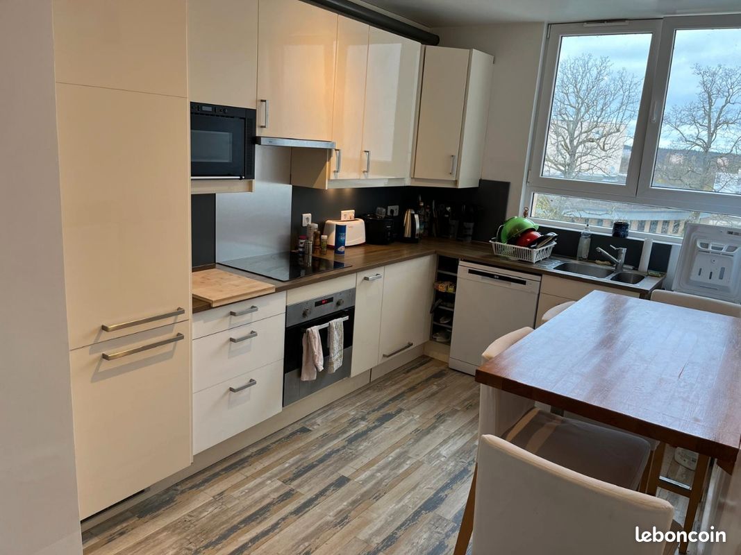 Appartement 4 pièces 71 m² · à Avon · 71 m² · 1 250 €/mois
