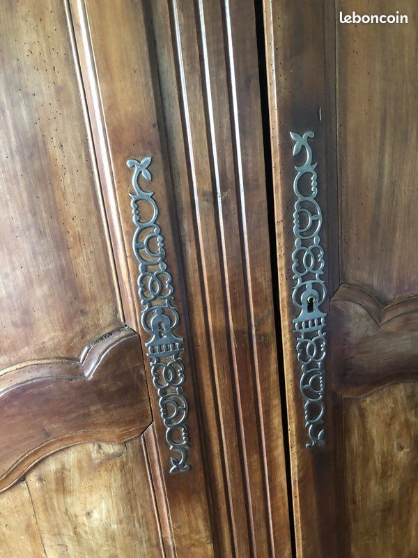 Armoire ancienne (image 1)