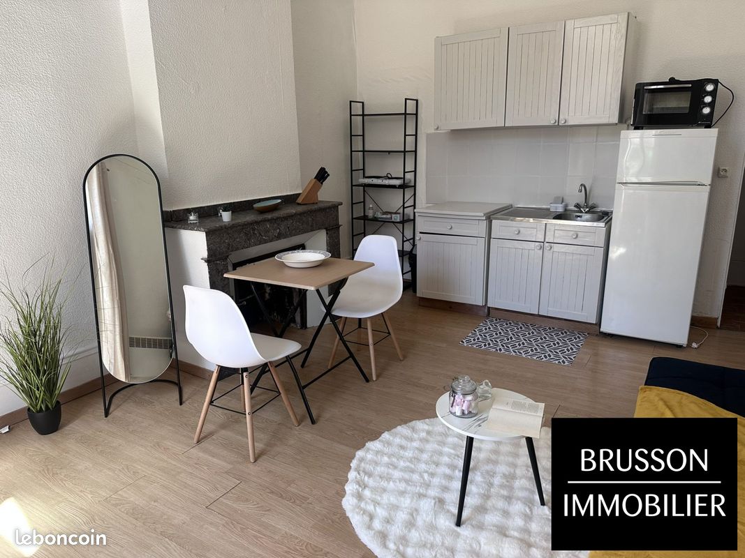 Appartement 1 pièce 24 m² · à Castres · 24 m² · 370 €