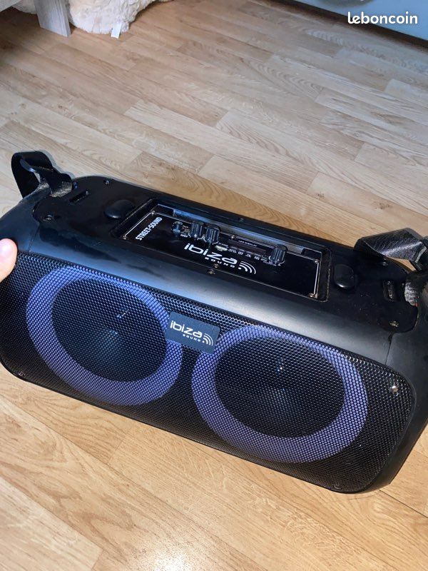 Enceinte (image 1)