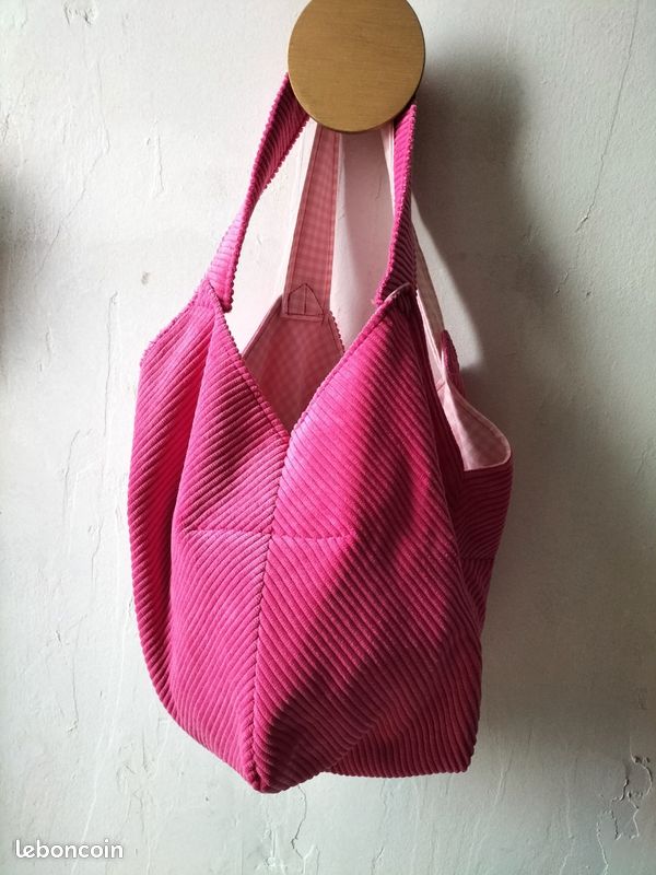 Petit sac à main en velours (image 1)