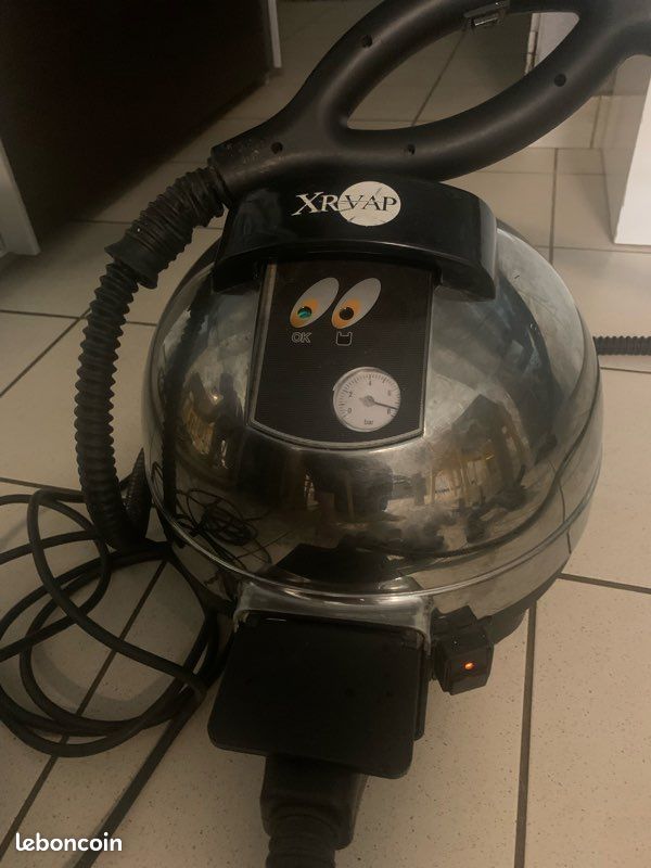Vends Nettoyeur Vapeur XR Vap