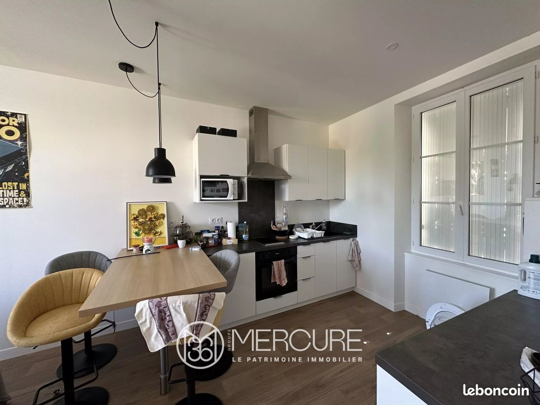 Appartement 2 pièces 53 m² · à Poitiers · 53 m² · 670 €
