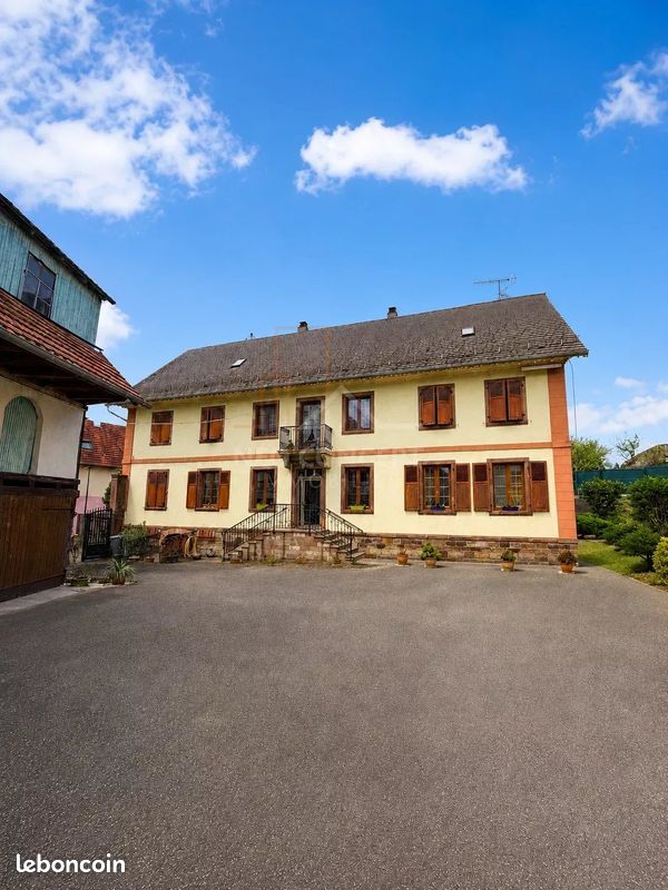 Maison 8 pièces 297 m² · à Donnenheim · 297 m² · 395 000 €
