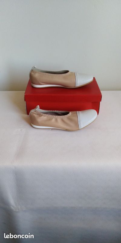Ballerine Elizabeth Stuart - crème et blanche (image 1)