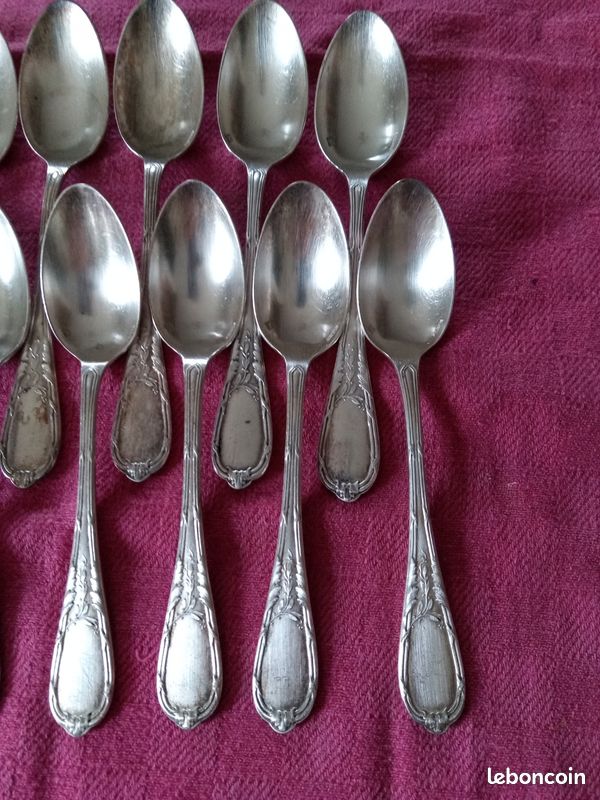 Lot De 12 Petites Cuillères Vintage – Métal Argenté 18g, 2 Poinçons (Service Pour Enfants Ou Collection)