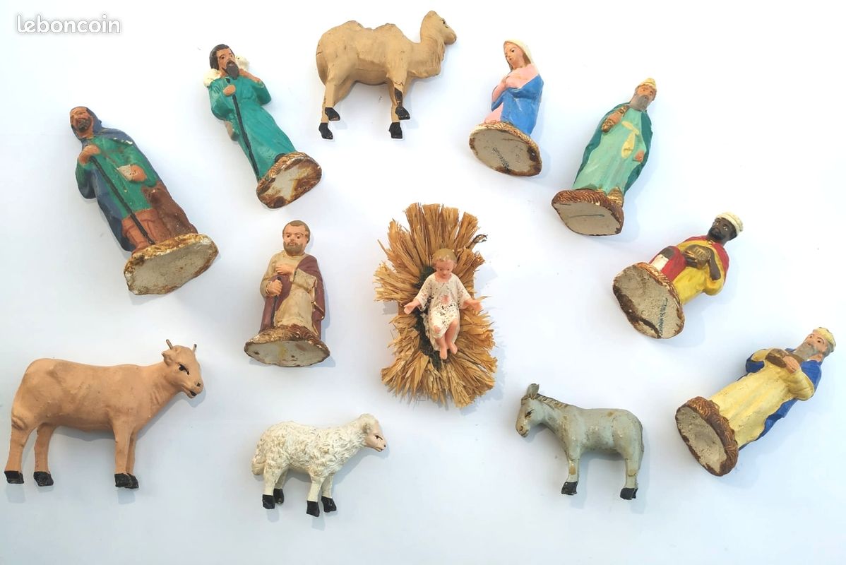 DEVINEAU SANTON CRECHE Crèche Garnie hauteur 20cm Taille 2 C santons taille 1