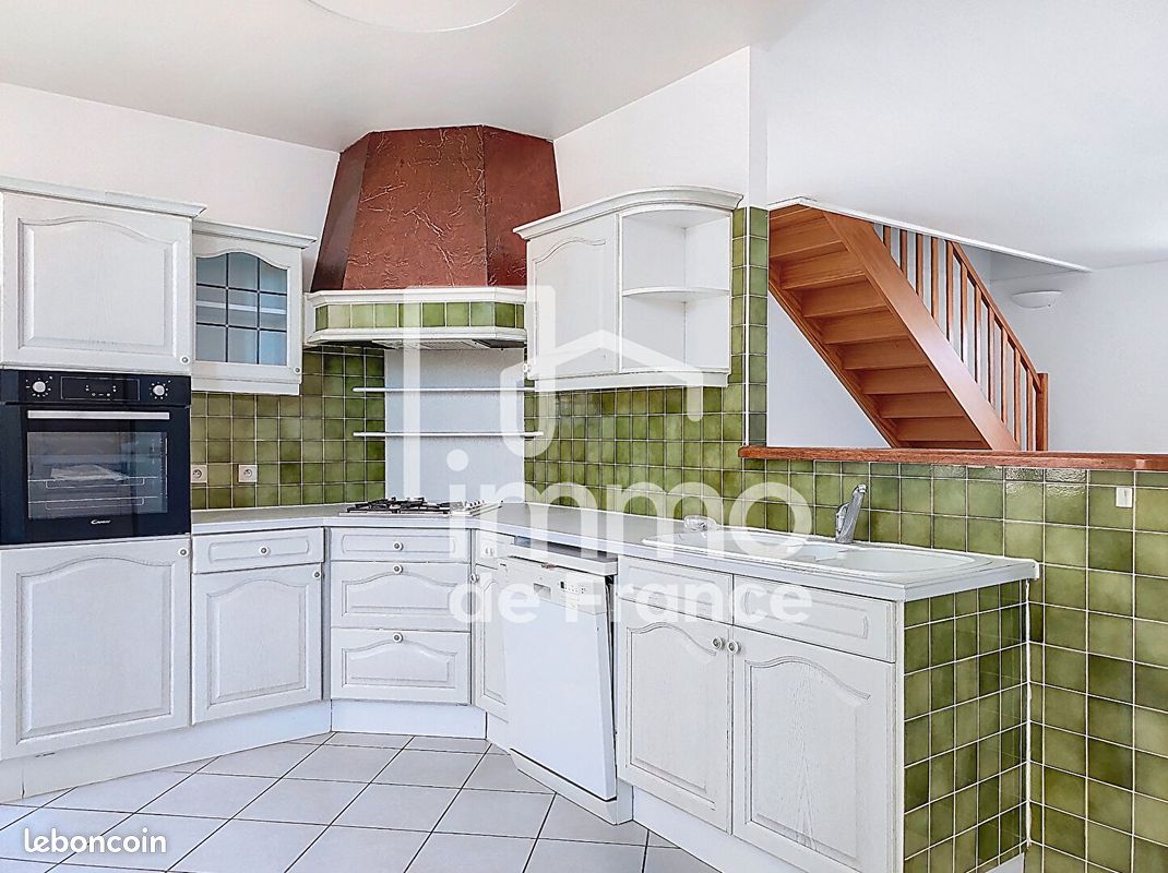 Appartement a louer oyonnax - 4 pièce(s) - 84 m2 - Surfyn