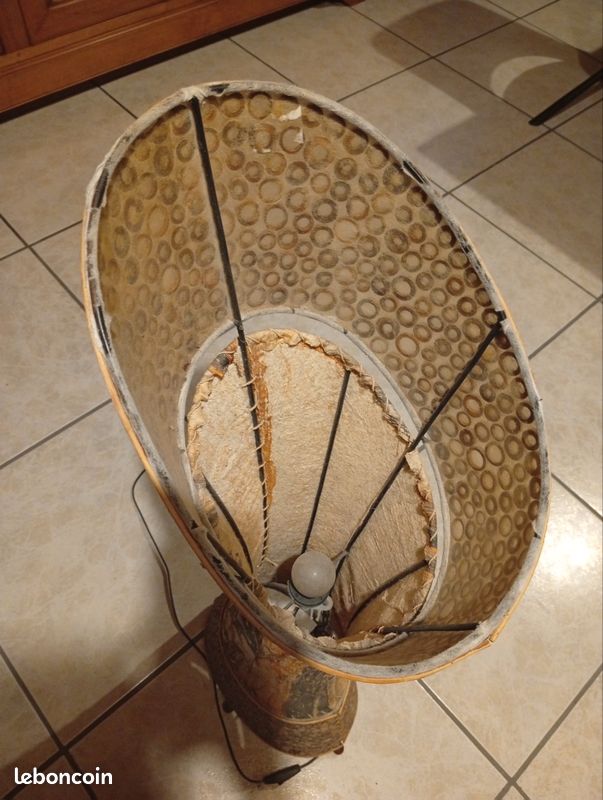 Lampe en peau (image 3)