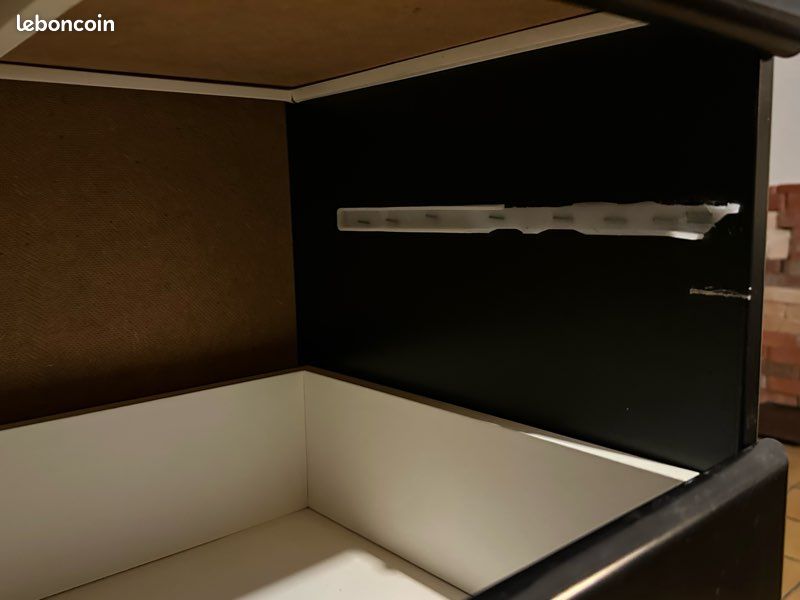 URGENT donne commode noire (image 5)
