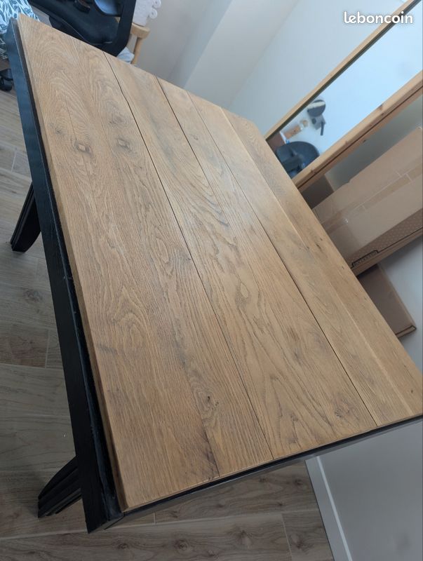 Table bois massif et laque 120x88 (image 2)