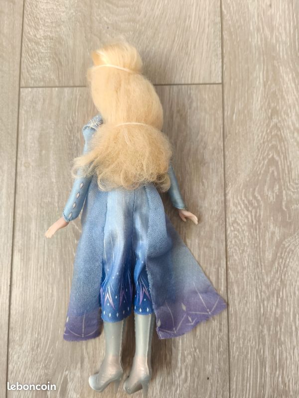 Poupée Reine des neiges 2 (image 3)