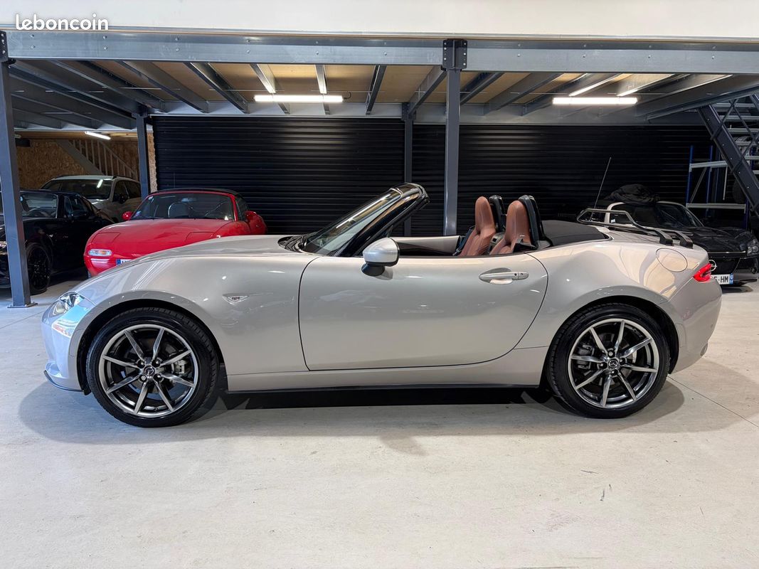 Mazda MX-5 ND ST 2.0 SKYACTIV-G 184 SELECTION - 1ERE MAIN - 2022 - Intérrieur Cognac - Porte bagage - CAMERA - CARPLAY (image 4)