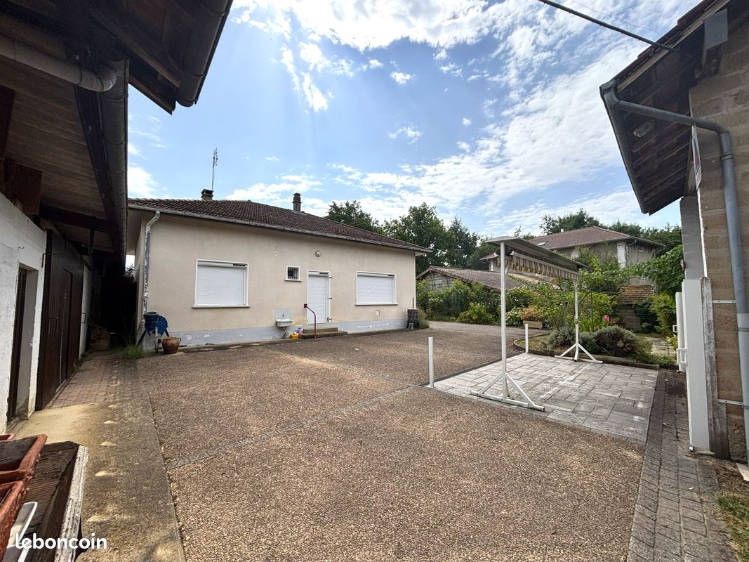 Maison 4 pièces 90 m² · à Bâgé-Dommartin · 90 m² · 267 000 €