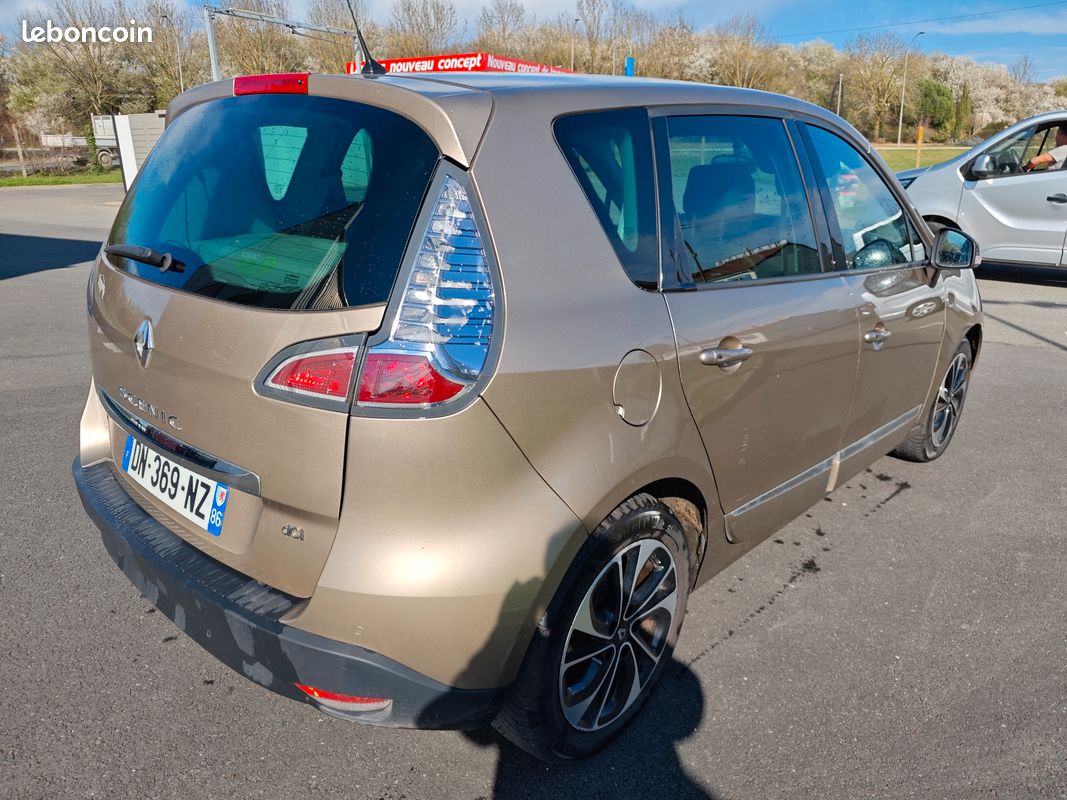 RENAULT Scénic III Phase 3 DIESEL 141000KM BOSE 1.5L 110 CV (image 5)