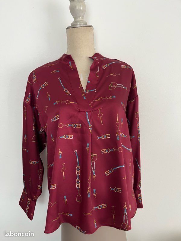Blouse oversize en haut bordeaux imprimé Marque Zara Vêtements
