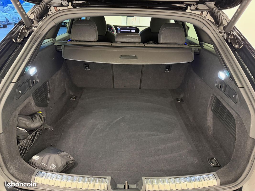 AUDI A5 Avant TDI Hybride 204 ch S tronic 7 S line (image 25)