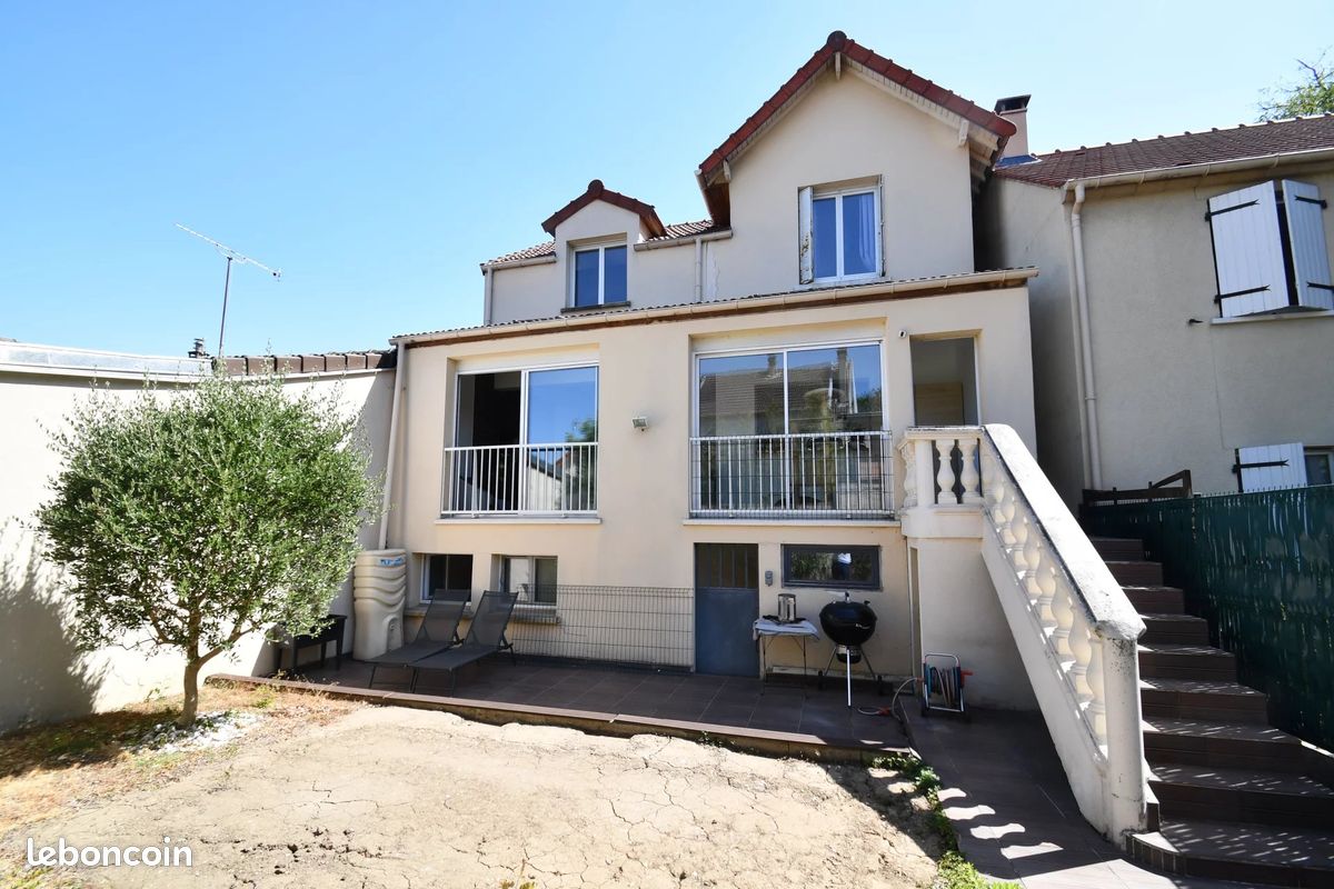 Maison 5 pièces 100 m² · à Livry-Gargan · 100 m² · 355 000 €