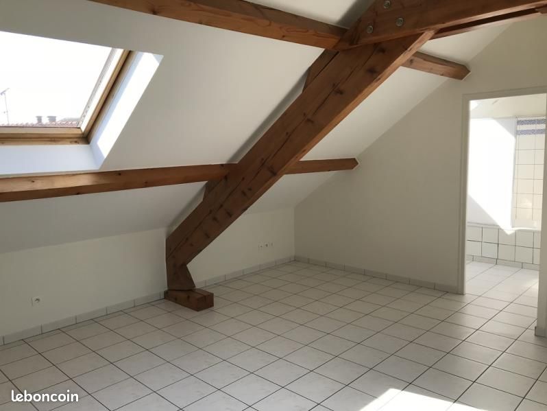 Appartement a louer chalons-en-champagne - 2 pièce(s) - 31 m2 - Surfyn