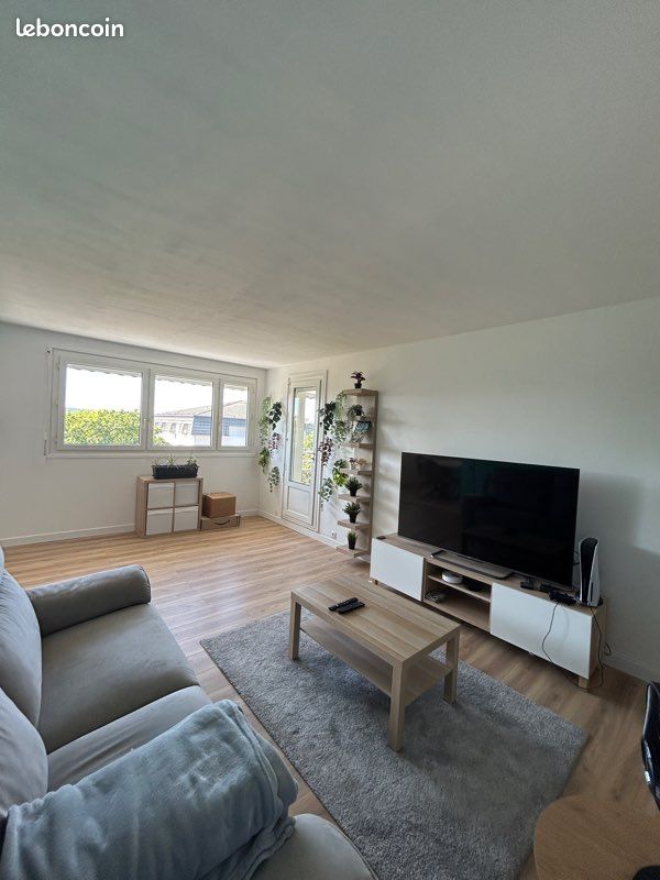 Appartement 4 pièces 81 m² · au Grand-Quevilly · 81 m² · 163 000 €