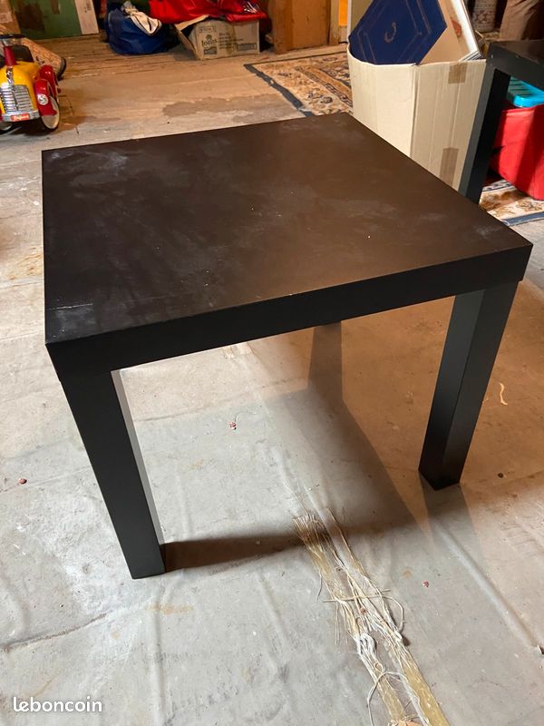 Tables basses noires (image 2)
