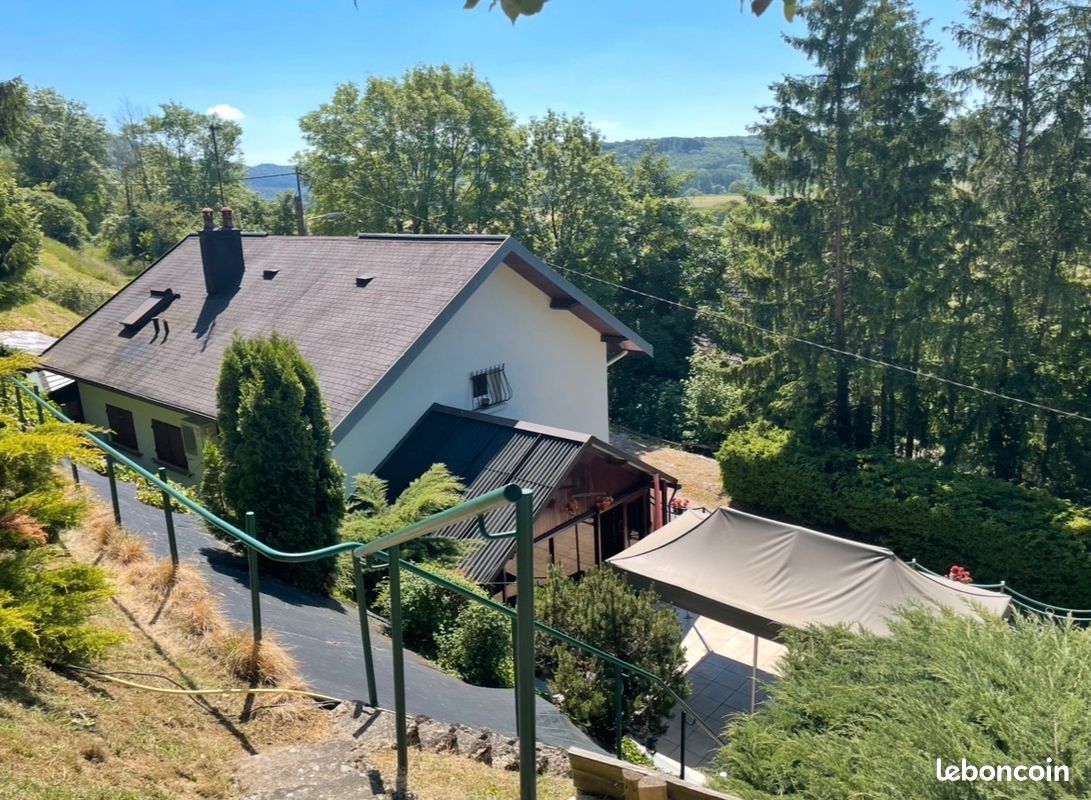 Maison 8 pièces 160 m² · à Chalèze · 160 m² · 295 000 €