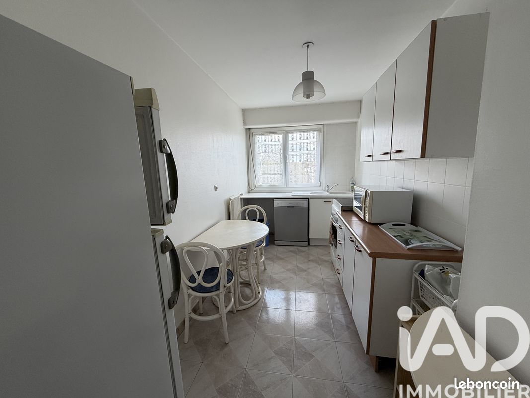 Appartement 2 pièces 60 m² · à Viry-Châtillon · 60 m² · 157 000 €