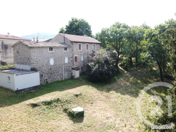 Maison 9 pièces 220 m²