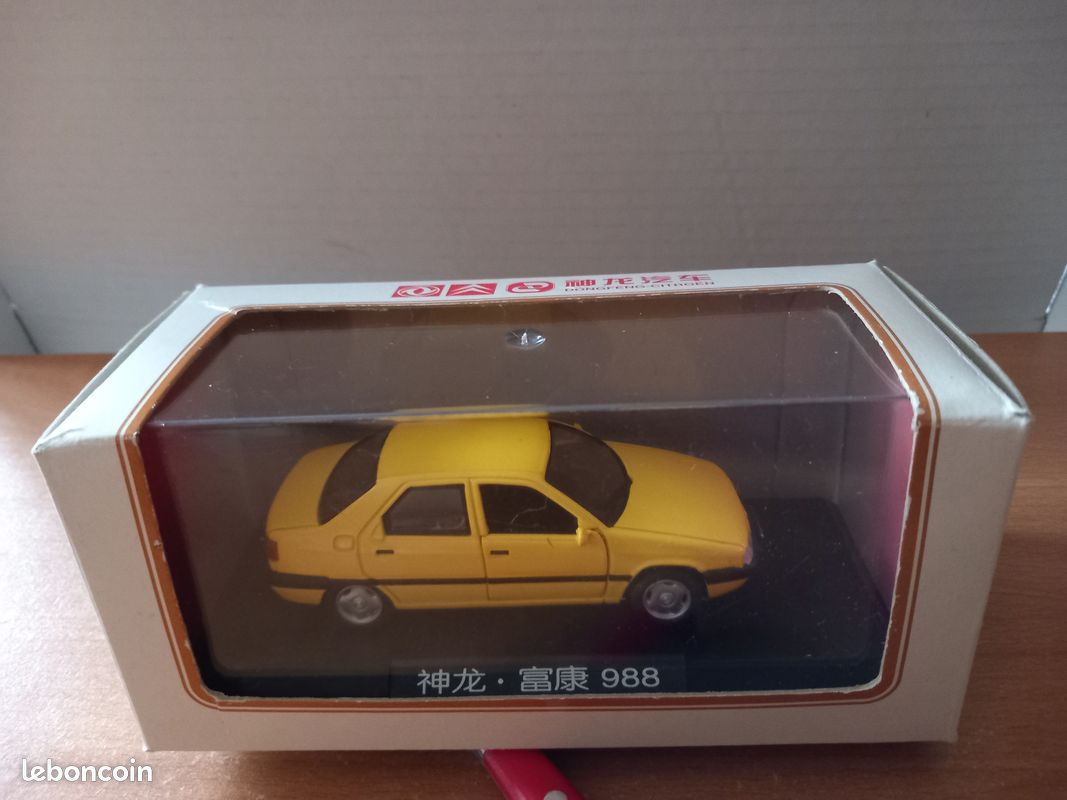Citroën ZX berline 4 portes Ixo 1/43 - Collection
