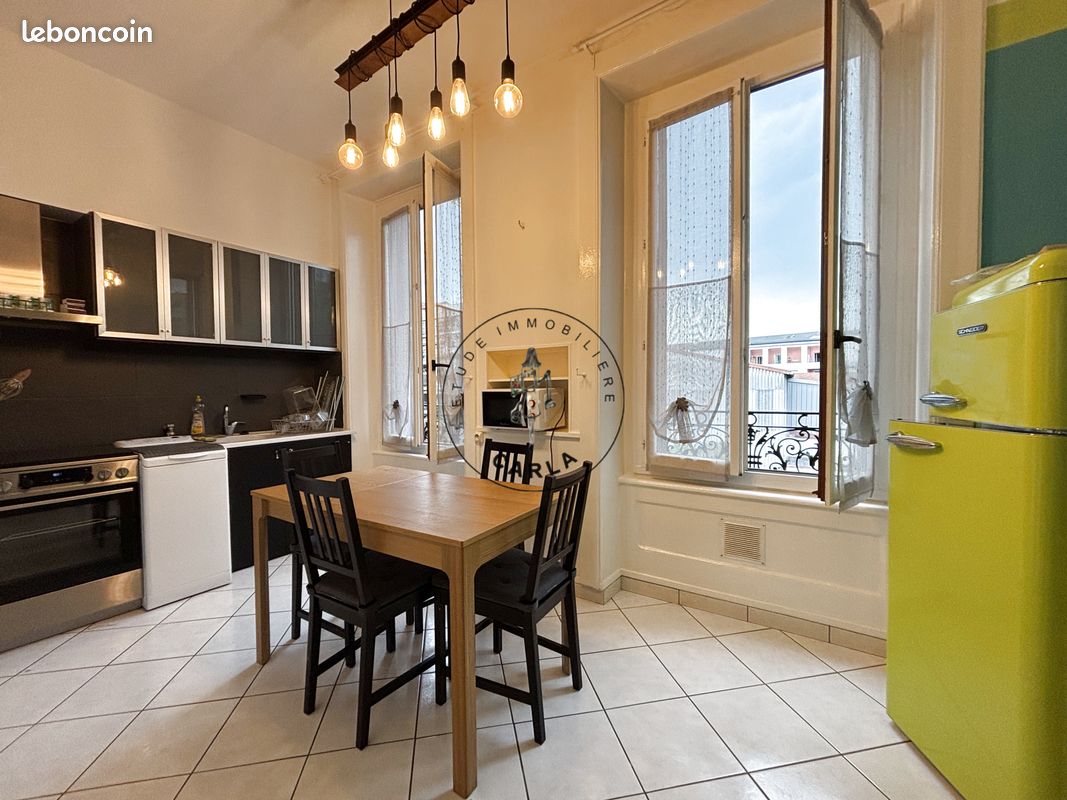 Appartement 2 pièces 45 m² · à Oullins-Pierre-Bénite · 45 m² · 920 €/mois