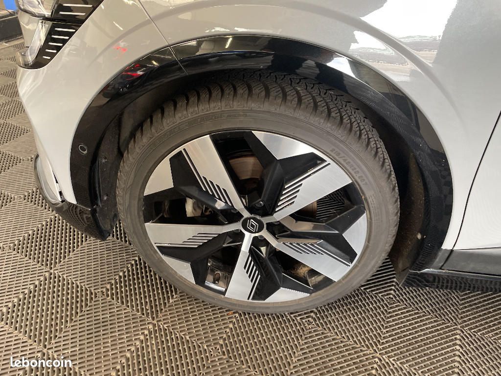 Renault Mégane E-TECH EV60 220 ch super charge Techno (image 23)