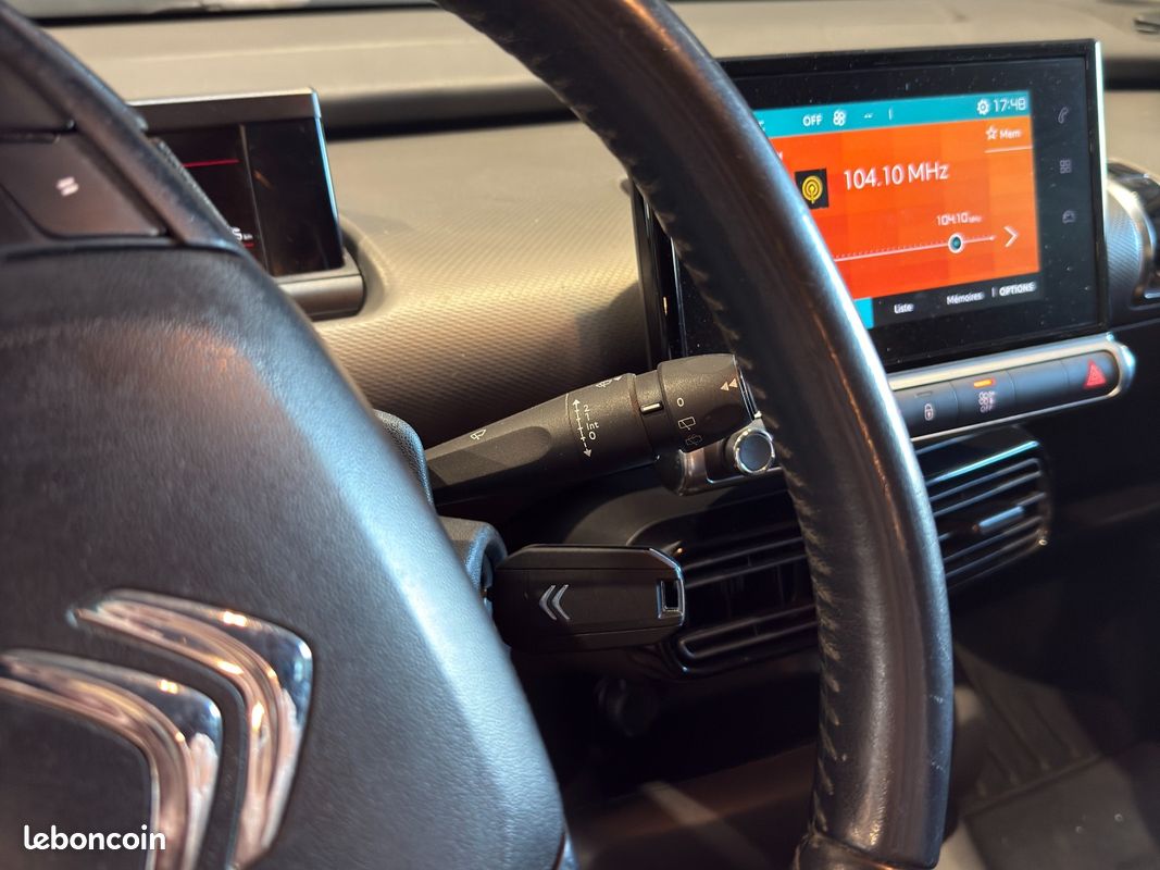 CITROEN C4 CACTUS BlueHDi 100 BVM6 Feel / moteur remplacer chez citroen à 120000 km / entretiens à jour / pneus neuf (image 16)