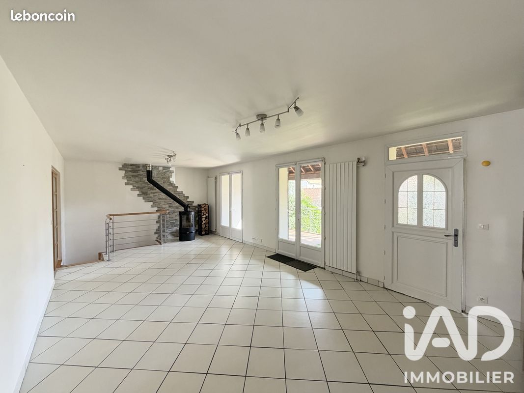 Appartement 3 pièces 61 m² · à Leudeville · 61 m² · 219 900 €