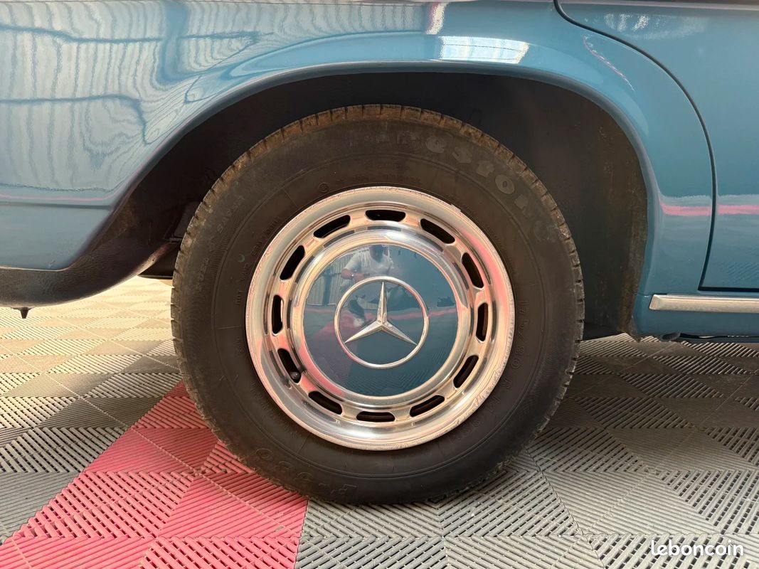MERCEDES 230 TYPE W114 120ch BVM 5 2.3 (image 33)