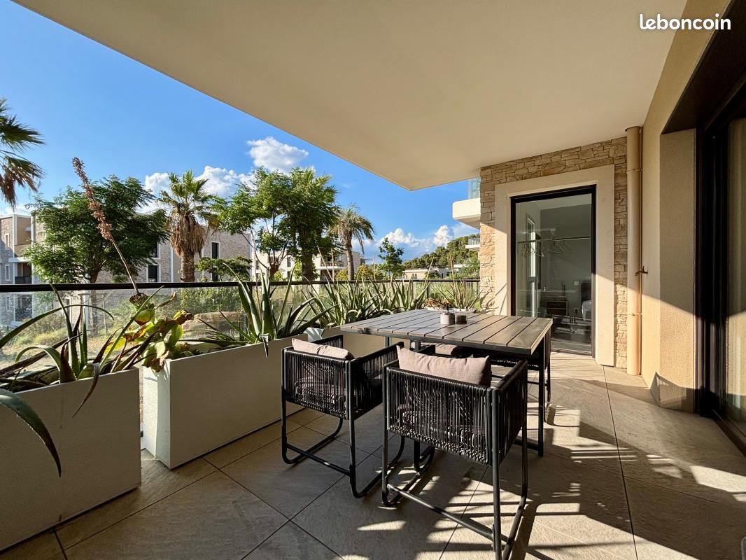 Appartement 2 pièces 48 m² · à Saint-Mandrier-sur-Mer · 48 m² · 385 000 €