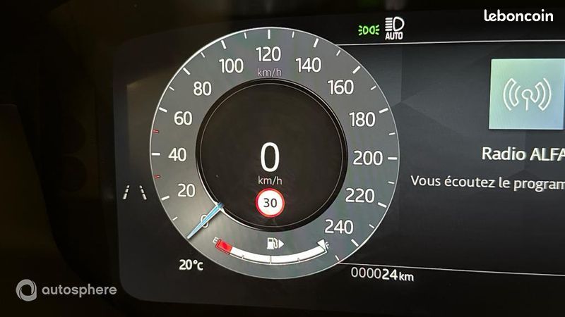 Land-Rover Range Rover Velar 2.0 P400e 404ch PHEV Dynamic HSE AWD BVA (image 9)