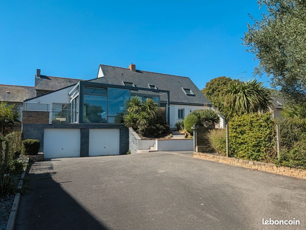 Maison 7 pièces 174 m² · à Torcé · 174 m² · 338 000 €