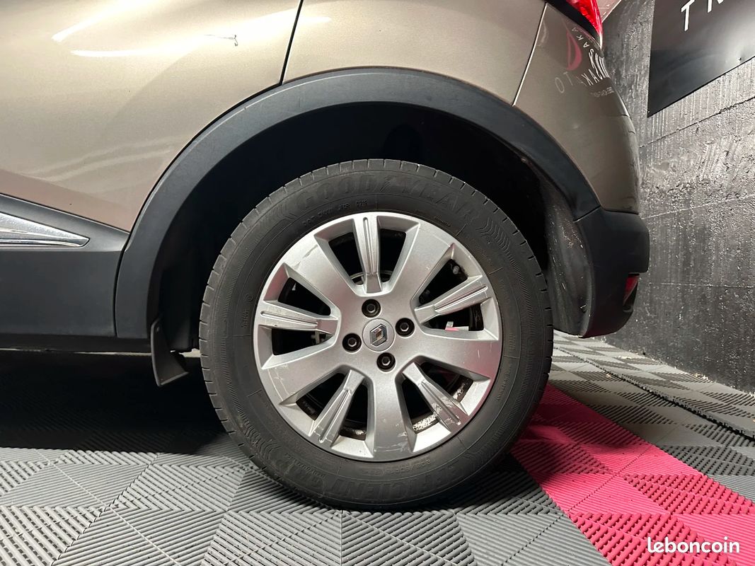 RENAULT CAPTUR dCi 90 Energy S&S eco² Zen 7580 (image 29)