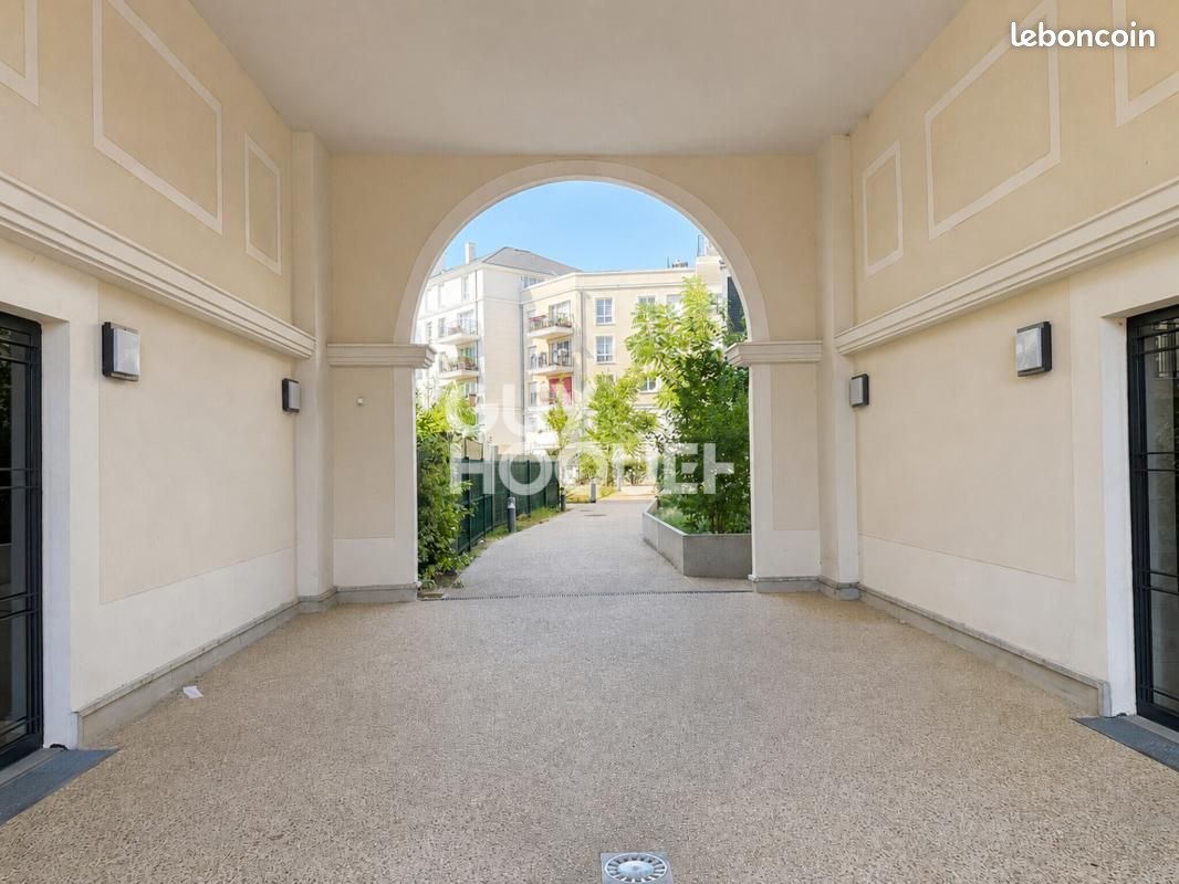 Appartement 3 pièces 57 m² · à Le Blanc-Mesnil · 57 m² · 282 000 €