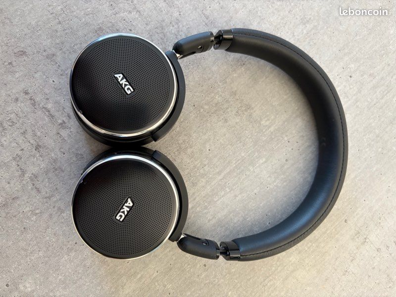 AKG N60NC Wireless (image 2)