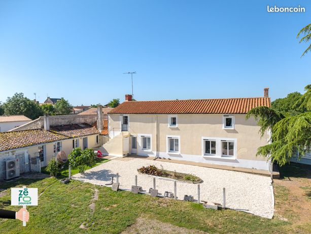 Maison 8 pièces 223 m²