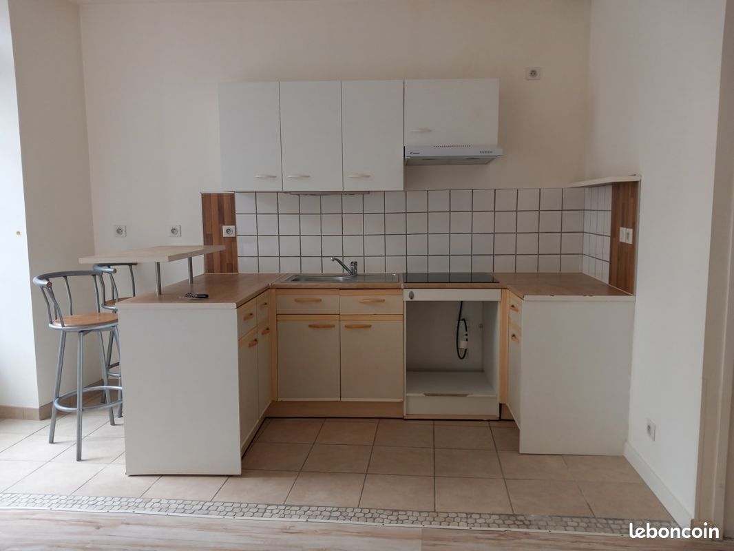 Appartement 1 pièce 28 m² · à Bessan · 28 m² · 388 €/mois