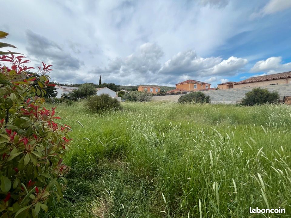 Terrain 751 m² Le Cannet Des Maures · à Le Cannet-des-Maures · 156 600 €