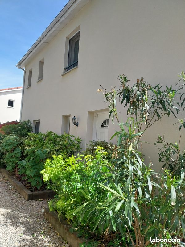 Maison 5 pièces 110 m² · à Bron · 110 m² · 399 999 €