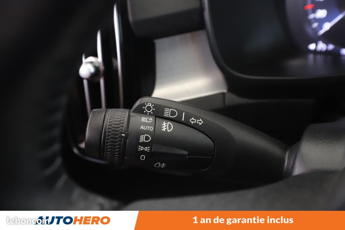 Volvo XC40 2.0 D3 AdBlue Business Geartronic 8 150 ch (image 23)
