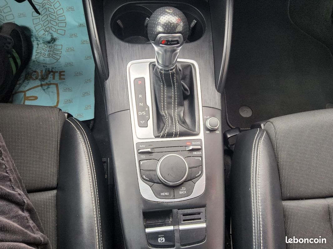 AUDI A3 A3 2.0 TDI 150 S tronic 6 S Line (image 14)