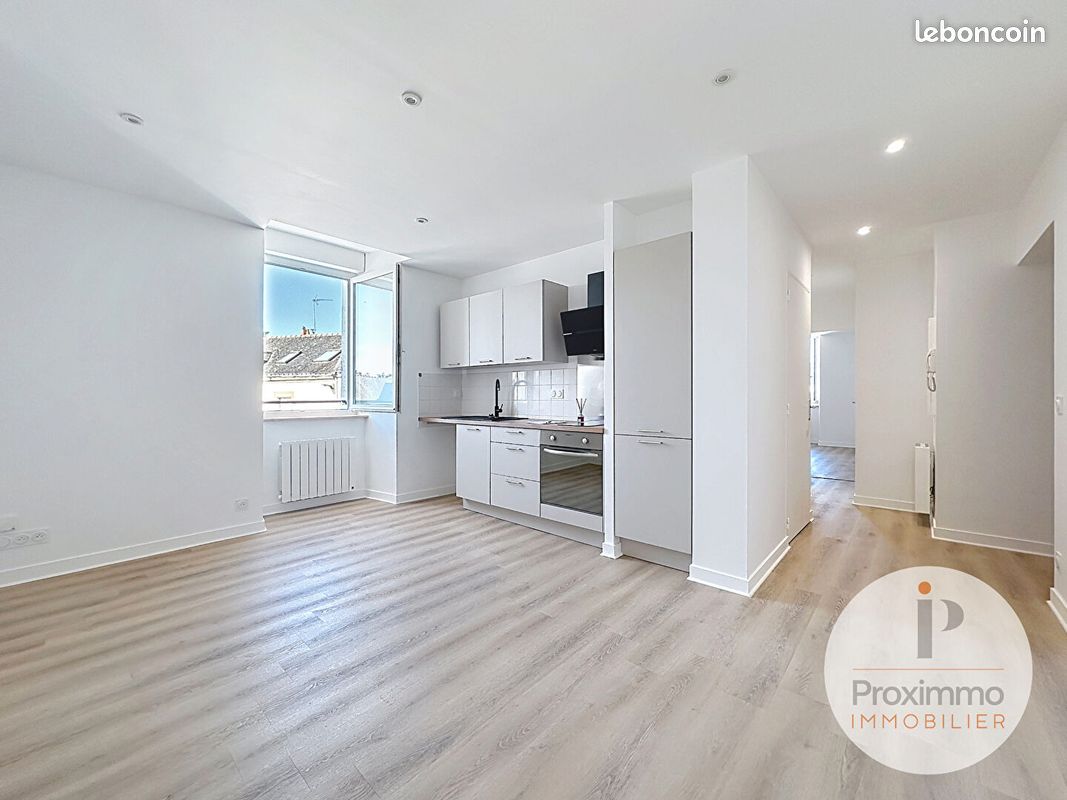 Appartement 4 pièces 49 m² · à Questembert · 49 m² · 700 €