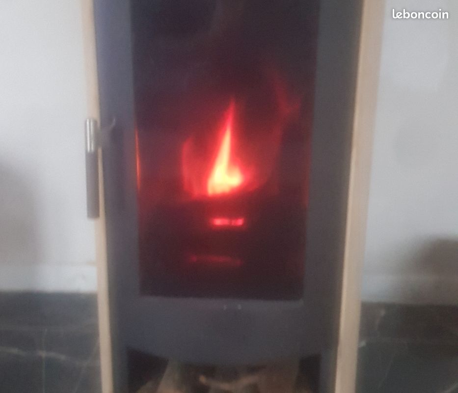 Poele à bois (image 1)