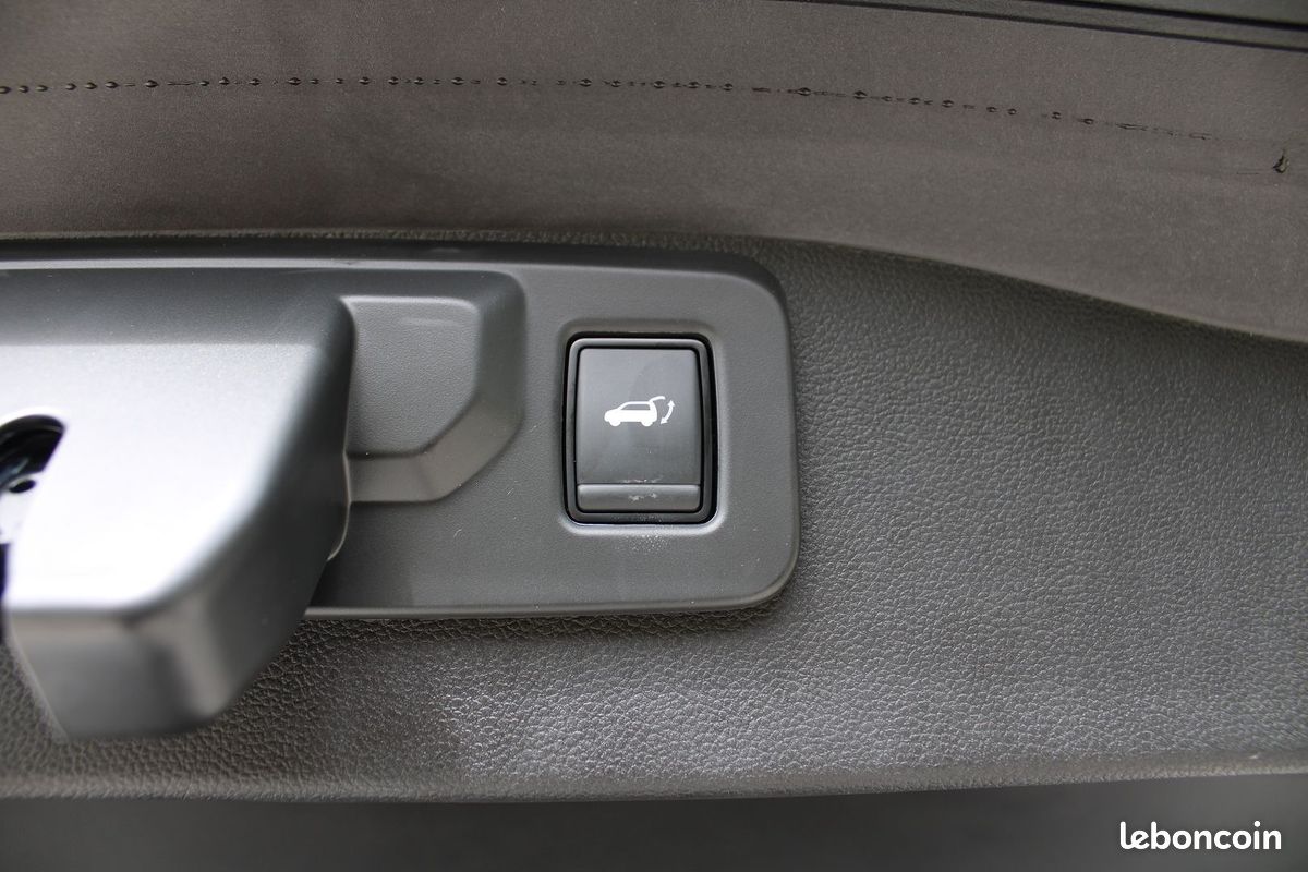 Renault AUSTRAL II 200 CV HYBRIDE ESPRIT ALPINE GPS 3D CAMÉRA 360° USB JA 20 RE I-COKPIT BOITE AUTO (image 8)